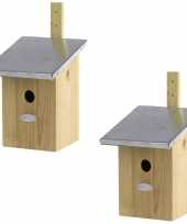 2x houten vogelhuisjes nesthuisjes 33 cm met zinken dak